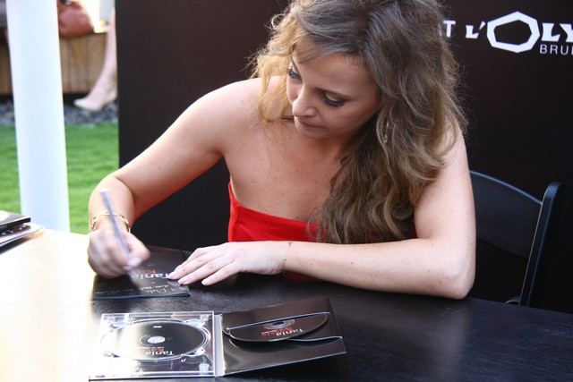 Tania Kassis Signature Reception